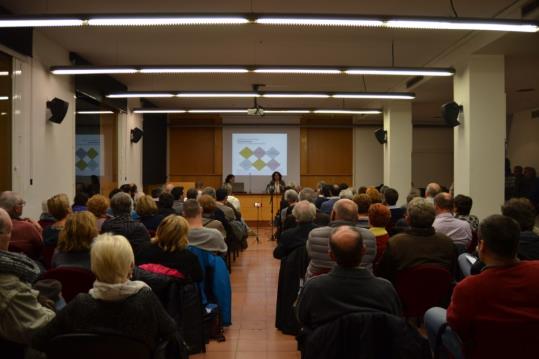 L'audiència pública sobre el Pla d'Usos del Centre Històric omple l’auditori de Sitges. Ajuntament de Sitges