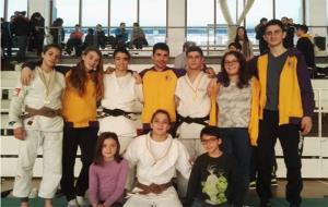 L'equip júnior del Club Judo Olèrdola. Eix