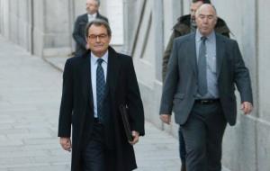 L'expresident de la Generalitat Artur Mas es dirigeix cap al Tribunal Suprem, on declara davant el jutge Llarena. ACN