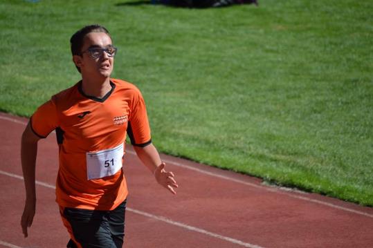 Lluís Milà, de l'equip d'atletisme Junts en Acció . Eix