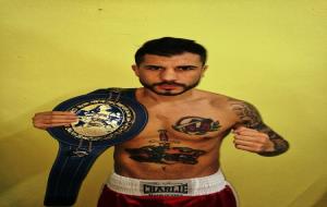 Marc ‘la Guerra’ Vidal, vigent campió d’Europa de boxa de pes ploma. Roger Vives
