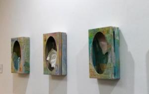Obra d'Adelaida Murillo a l'exposició 'Tornar a casa'