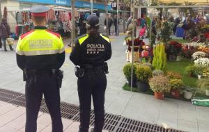 Patrulles mixtes de Policia Local i Mossos d'Esquadra per la campanya de Nadal a Sant Sadurní d'Anoia. Ajt Sant Sadurní d'Anoia