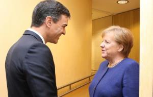 Pedro Sánchez i Angela Merkel, aquest 24/06/2018 a la reunió informal sobre immigració La Moncloa. ACN