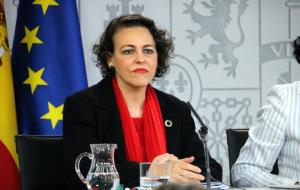 Pla mitjà de la ministra de Treball, Seguretat Social i Migracions, Magdalena Valerio, el 7 de desembre de 2018 a la Moncloa. ACN