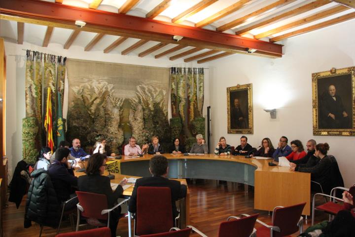 Ple municipal de Sant Sadurní d'Anoia. Ajt Sant Sadurní d'Anoia