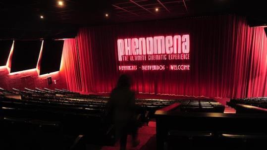 Sitges escalfa motors amb una preestrena sorpresa al cinema Phenomena. EIX