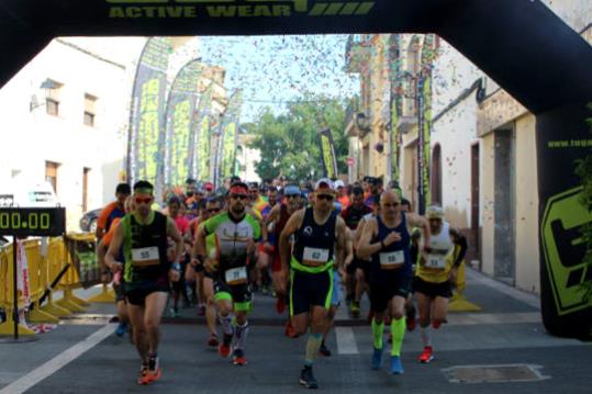 Sortida dels corredors de la 2a Banyerenca Run. Eix