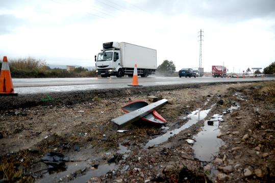 Tres morts en un accident de trànsit a l'N-340 a Coma-ruga. Eix