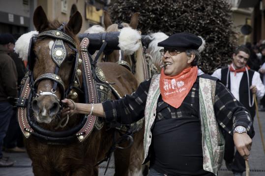 Tres Tombs . Maria Garcia