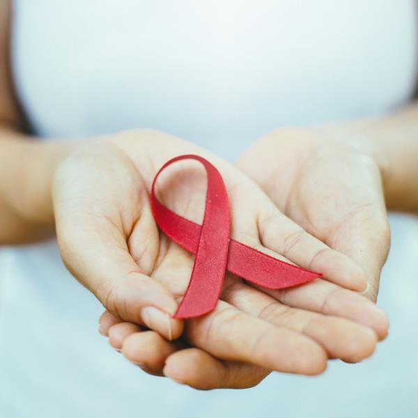 Un 12% de les persones amb VIH desconeixen que s'han infectat. EIX