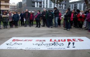 Una marxa ciutadana al Vendrell reclama més seguretat per a les dones a la Via Verda