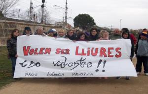 Una marxa ciutadana al Vendrell reclama més seguretat per a les dones a la Via Verda