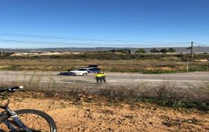 Una persecució policial a la família conflictiva de la Granada acaba amb una persona ferida