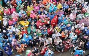 Vilanova i la Geltrú viu una dolça batalla de merenga amb Puigdemont com a protagonista