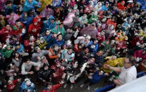 Vilanova i la Geltrú viu una dolça batalla de merenga amb Puigdemont com a protagonista