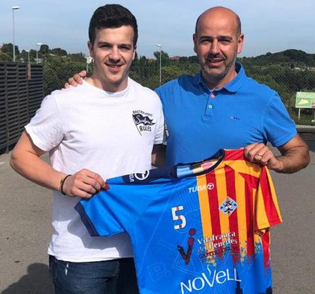 Adriàn Candamio vestirà la camiseta del Cafès Novell la propera temporada. Eix