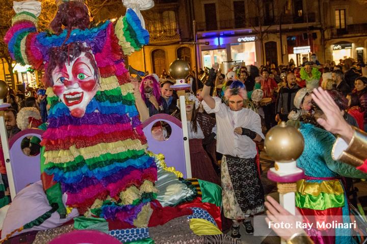 Convocatòria de figurants per a la Cort del Rei Carnestoltes