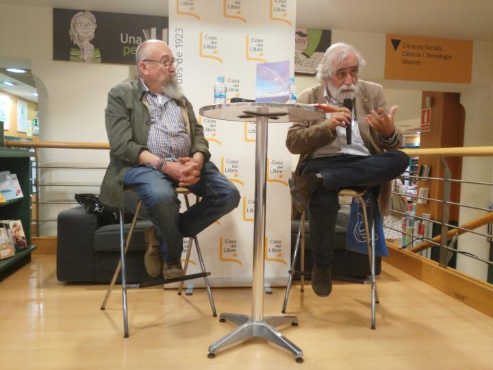 Vicenç Villatoro presenta el darrer llibre de Joan Bosch