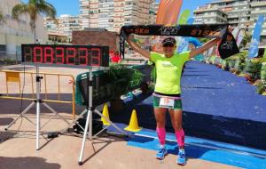 Alessia Bertolino a la Ultra Tri Spain. Eix