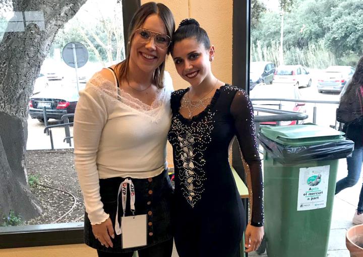 Arantxa Navarro amb l’entrenadora Alba Díaz. Eix