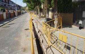 Arrangen la vorera del passeig Circumval·lació de Ribes i renoven la xarxa d'aigua. Ajt Sant Pere de Ribes