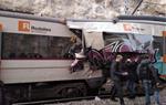 Aspecte de dos vagons de tren després que els combois hagin xocat a Castellgalí el 8 de febrer del 2019. Cedida per @lusberth