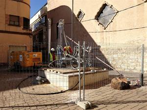 Base de l'escultura que es col·locarà a la plaça de Francesc Macià.. Ajt. del Vendrell