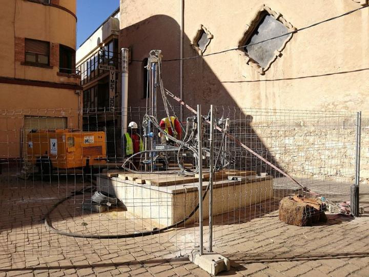 Base de l'escultura que es col·locarà a la plaça de Francesc Macià.. Ajt. del Vendrell