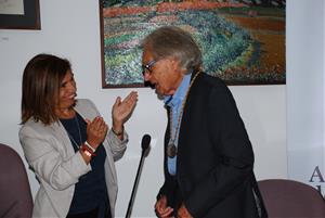 Canyelles lliura la Medalla de la Vila al pintor vilanoví Joaquim Budesca. Ajuntament de Canyelles