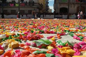 Caramels a la plaça de la Vila. Eix