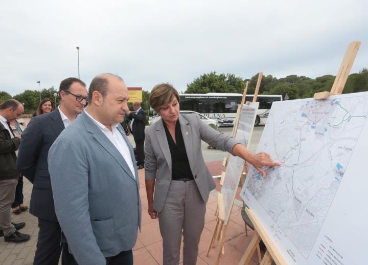 Carles Ruiz participa al Consell d’Alcaldies del Garraf i visita Sant Pere de Ribes. Òscar Ferrer / Diputació 