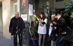 Celebració amb cava a l'administració de loteria de Salou, on ha caigut la grossa de Nadal. ACN