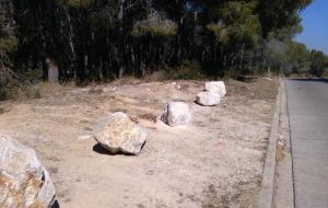 Clausuren un abocador il·legal del carrer Puig de la Mola, a les Roquetes. Ajt Sant Pere de Ribes