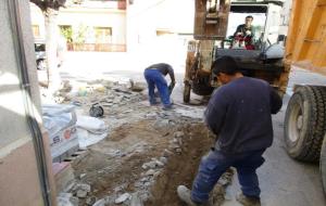 Comencen les obres de reurbanització de la plaça Ametller de Moja. Ajuntament d'Olèrdola
