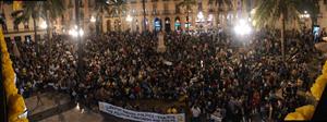 Concentració multitudinària a Vilanova i la Geltrú contra la sentència del Tribunal Suprem
