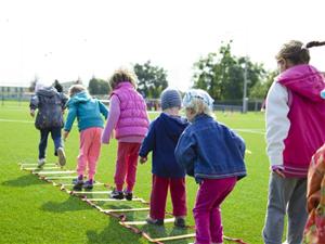 Dia Universal dels Drets dels Infants: fem visibles els nostres nens, nenes i adolescents. EIX