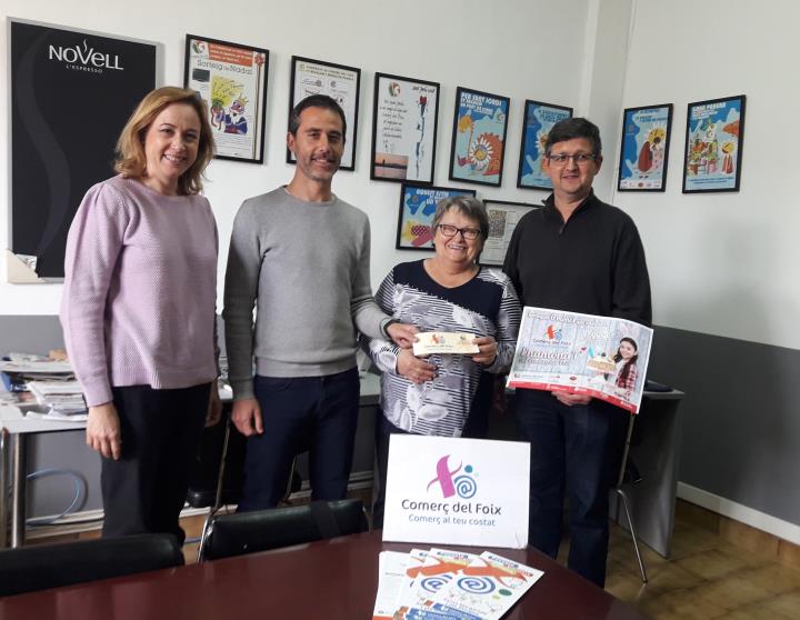 El Comerç del Foix lliura el premi especial de la Campanya de la Mona 2019. EIX