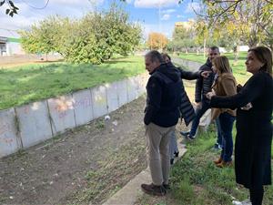 El director de l’ACA es compromet a fer un actuació de manteniment urgent a la riera de les Roquetes