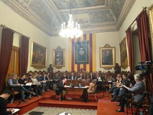 El govern de Vilafranca aprova un pressupost de 56 milions d’euros sense cap suport de l’oposició però amb l’abstenció d’ERC. Roger Vives