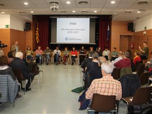 El govern de Vilanova presenta el pla de mandat en audiència pública per tal 