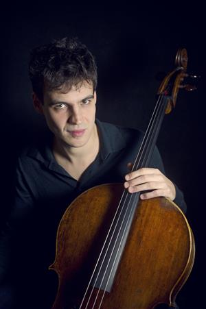 El jove talent Victor-Julien Laferrière obre el Festival Internacional de Música Pau Casals al Vendrell. EIX