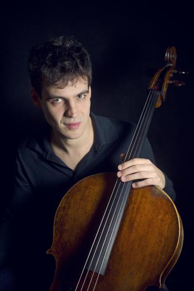 El jove talent Victor-Julien Laferrière obre el Festival Internacional de Música Pau Casals al Vendrell. EIX