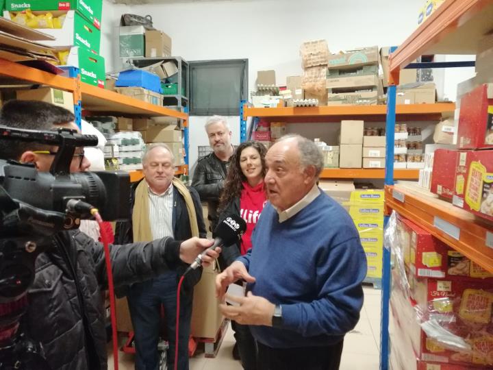 El Rebost de Vilafranca rep el premi solidari casteller. EIX