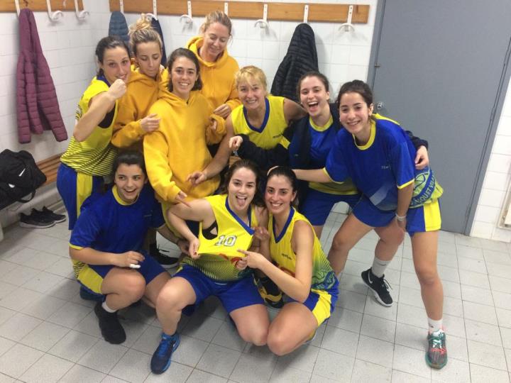 El Sènior Femení AKO suma la seva cinquena victòria consecutiva i la desena de la temporada. Eix