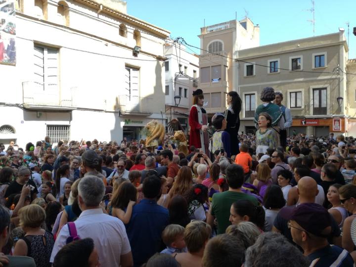 El Vendrell celebra la tornada dels gegants Salvador i Teresa. Ajuntament del Vendrell