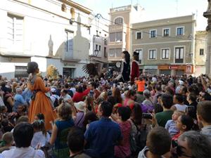 El Vendrell celebra la tornada dels gegants Salvador i Teresa