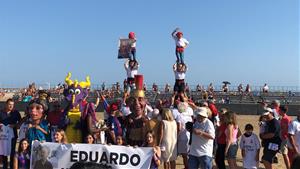 Els Castellers del Foix de Cubelles s'estrenen amb una primera diada castellera a la Festa de la Verema