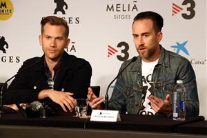 Els directors de 'Synchronic', Justin Benson i Aaron Moorhead, en roda de premsa al Festival de cinema de Sitges. ACN