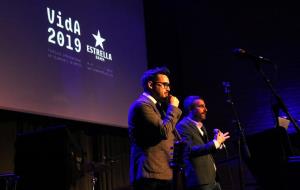 Els directors del festival Vida, Dani Poveda i Xavier Carbonell, a la presentació del cartell a l'Antiga Fàbrica Estrella Damm
